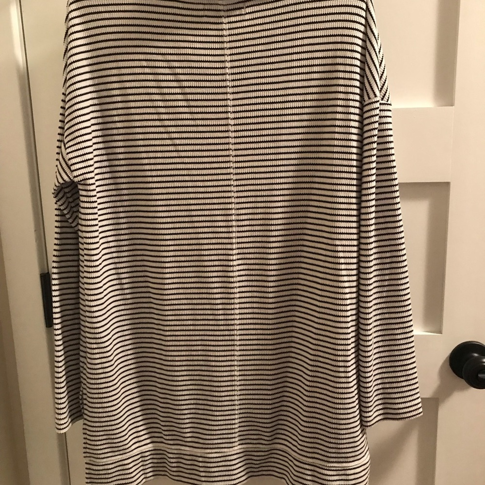 Striped tunic - Picture 3 of 3